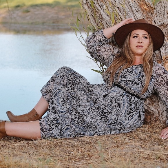 Meet your Posher, Shera - Picture 5 of 15